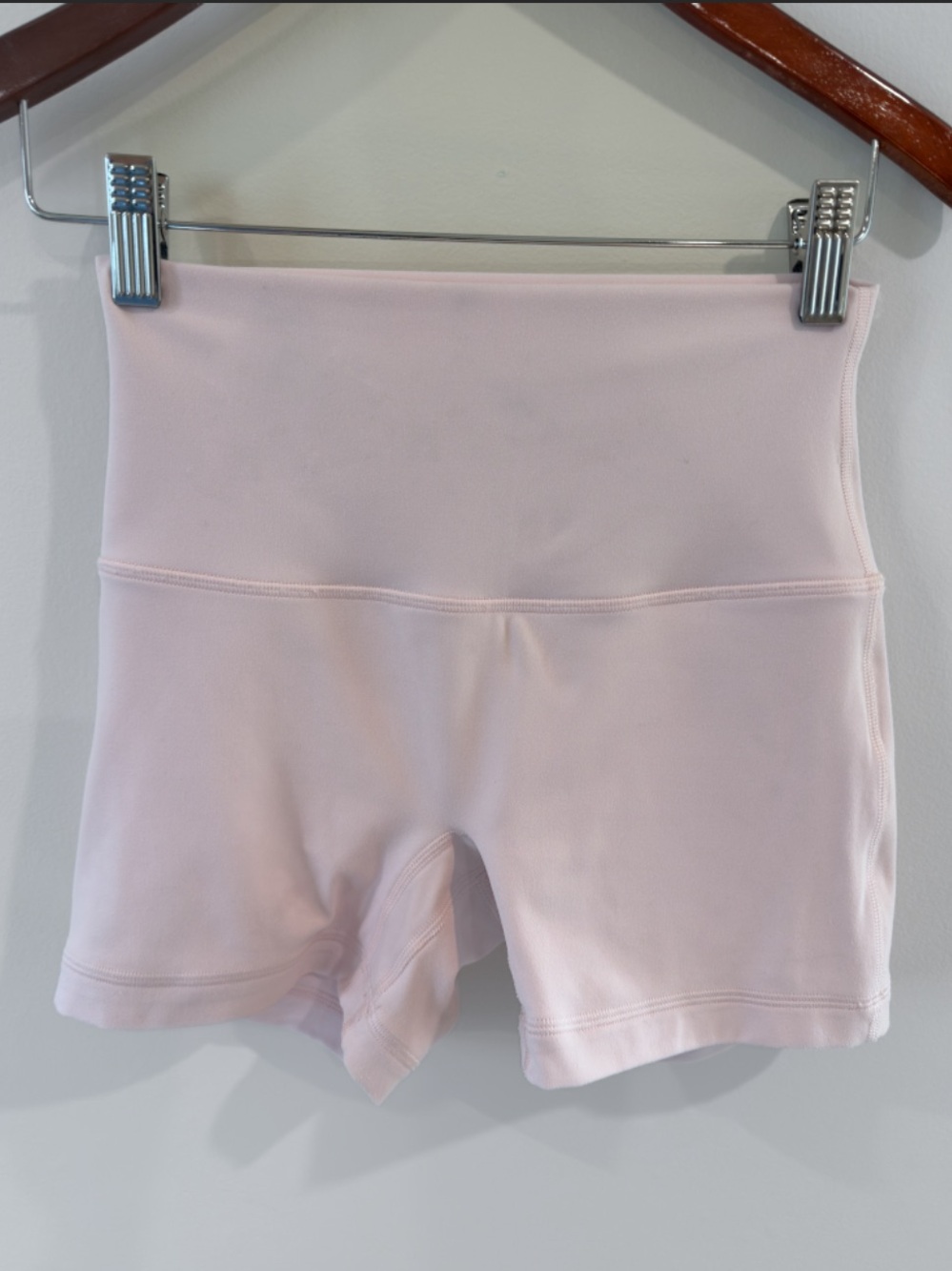 lululemon Align No Line High-Rise 4” Shorts Pink Pearl Size 4 - Picture 4 of 5